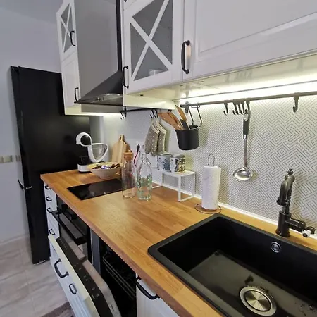 Lily - 408a * Szozopol