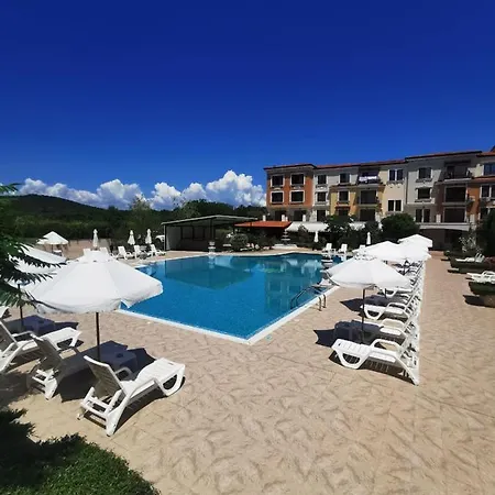 Lily - 408a Apartman Szozopol